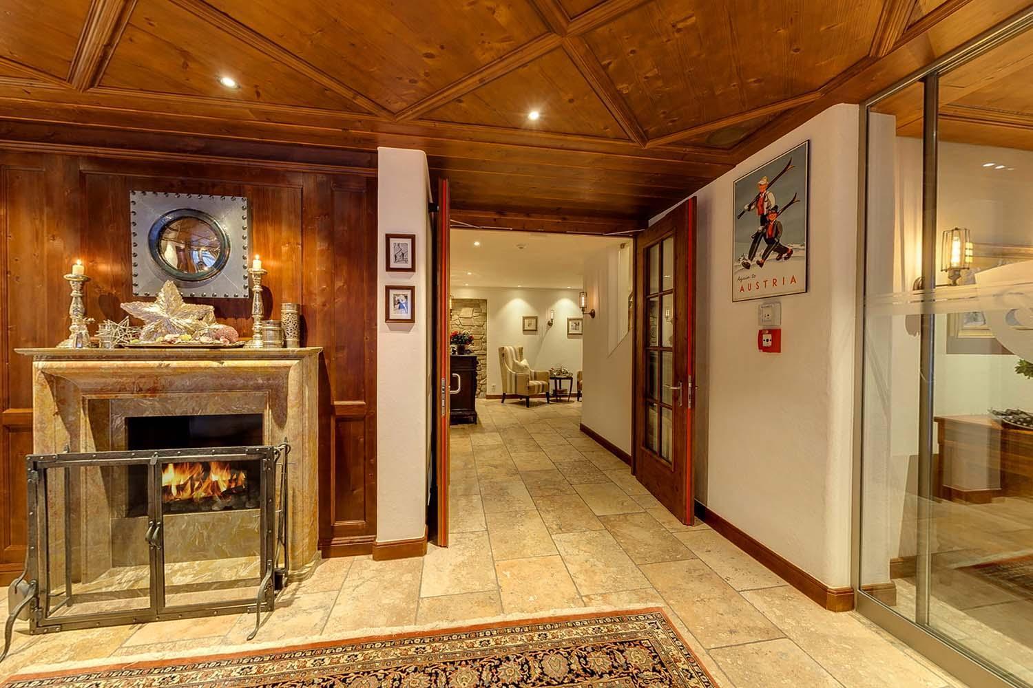 Bentleys House Mountain Residence Zürs 外观 照片