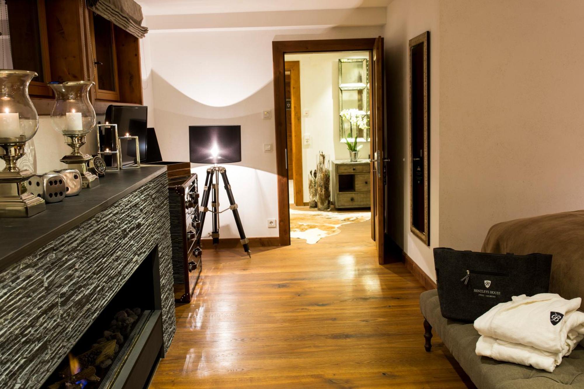 Bentleys House Mountain Residence Zürs 外观 照片